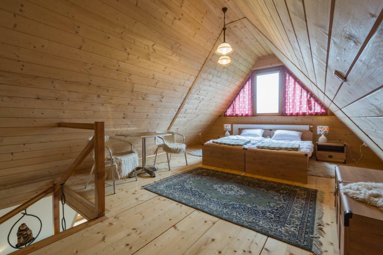 Hanka Apartment